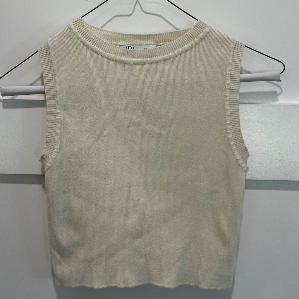 Sleeveless Ribbed crop top from zara (white cream)